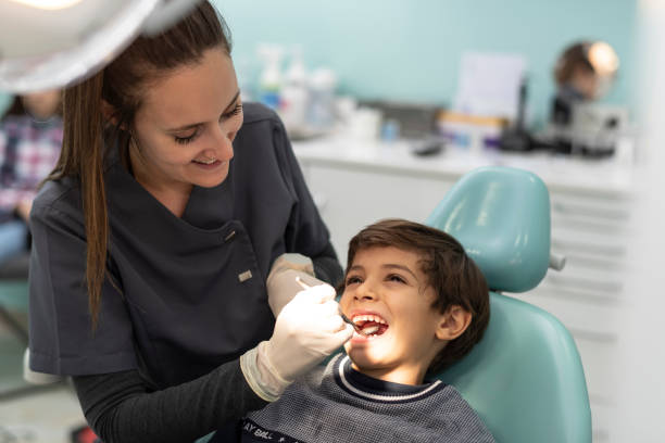 Best Cracked Tooth Emergency Dentist  in Gwinn, MI